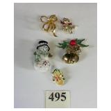 CAT PIN CHRISTMAS PINS GOLD TONE BOW PIN