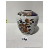ORIENTAL STYLE VASE 5.5" H