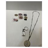 CASINO CHIPS, PAIR OF CUFF LINKS