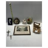RELIGIOUS PICTURES, CROSSES, MANGERS