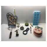 MADE IN SWITZERLAND TAP, PIG POTHOLDER, PEELER,