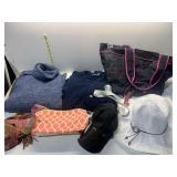 DANSKIN GYM BAG, APPROX SIZE L BLUE SWEATER