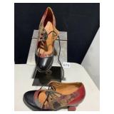 Lï¿½ARTISTE DRESS SHOE BLACK MULTI COLOR SZ 7.5,