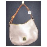 BEAUTIFUL DOONEY & BURKE PURSE IN LIKE NEW