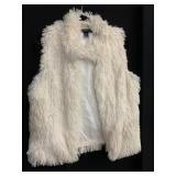 FAUX FUR VEST WHITE INC.