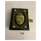 VINTAGE PHOTOGRAPH BOOK WITH VINTAGE PHOTOS AS