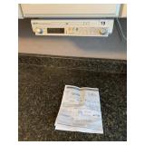 GPX UNDER THE COUNTER CD, RADIO, CLOCK RADIO