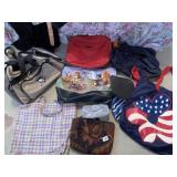 TOTE BAGS INC PENGUINS DUFFLE BAG