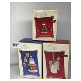 HALLMARK ORNAMENTS