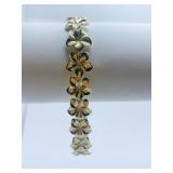 14K FLOWER DESIGN BRACELET 6.75" L - 10.41 GRAMS