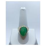 14K YELLOW GOLD - BURMESE OVAL JADEITE STONE