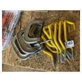 C CLAMPS AND 8 HEAVY DUTY HOOKS