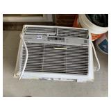 FRIGIDAIRE WINDOW AC UNIT