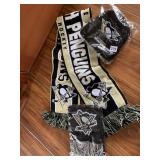 PENGUINS SCARVES, HAT