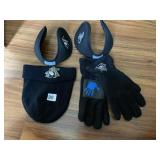 PENGUIN EARMUFFS, CAP AND GLOVES