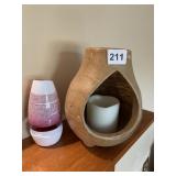 BATTERY OP CANDLE W/ 10" H CHIMELA POT