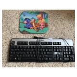 KEYBOARD AND MOUSE PAD W/ WINNIE