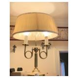 BRASS TONE DESK LAMP WITH CURLY ARMS AND 2