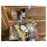 PENGUINS GLASS ICE SKATE COOZIE & FIDGET TOY