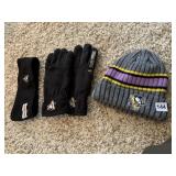 GLOVES AND HAT