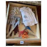 SCISSOR, ROYAL NORFOLK AND DELCO KNIVES