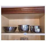STAINLESS STEEL BOWLS