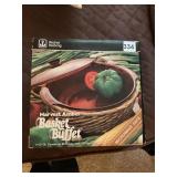 ANCHOR HOCKING BASKET BUFFET IN BOX