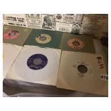 45 RECORDS WITH JACKET COVERS MUSIC STYLE ON