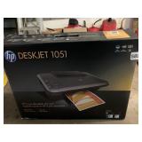 DESK JET 1051 IN BOX