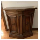 FLAT WALL CABINET 1 DOOR 29" H X 26" W X 12" D IN