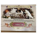 GRANDEUR NOEL PORCELAIN SANTA IN BOX