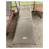 RED WOOD LOUNGE CHAIR