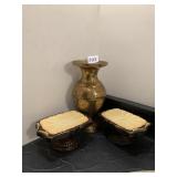 BRASS VASE, 2 SOAP DISHES