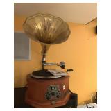 LAWTON AM FM TURN TABLE