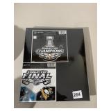 44 HOCKEY ACTION PHOTOGRAPHS 8 X 10 IN ALBUM