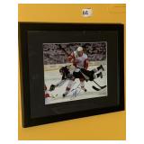 PENS ACTION SHOT 48 SIGNED PICTURE AGAINST RED