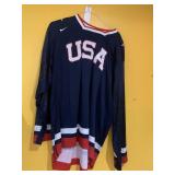 CANADIAN XXL HOCKEY JERSEY