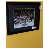2009 STANLEY CUP CHAMPIONS TEAM VICTORY PHOTO