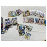 370+ BASEBALL CARDS ASSORTED INCLUDING 1988