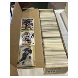 BOX CONTAINING 750+ PENGUINS HOCKEY CARDS VARIOUS
