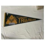 PITTSBURGH TRIANGLES 1975 WTT CHAMPIONS WITH GAME