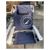 NAUTICA LOUNGE BEACH CHAIR 1 APPEARS TO BE NEW