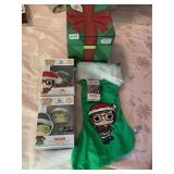 OVERWATCH CHRISTMAS BOX POP FIGURES 424 & 425,