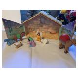 2005 NATIVITY SET W/ FOLDING DOORS