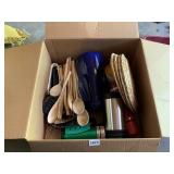 KITCHEN UTENSILS AS PICTURED