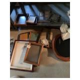 PICTURE FRAMES ASSORTED SIZES