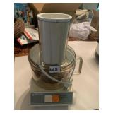 BLACK AND DECKER FOOD PROCESSOR