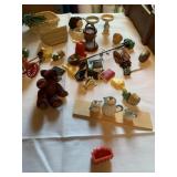 MINIATURES, SURREY WAGON, ETC.