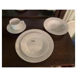 FARBER WARE ALSACE DINNERWARE, SERVICE FOR 14+,