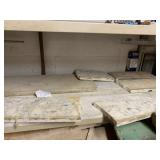 WHITE MARBLE AND MARBLE PIECES, LONG MARBLE SLABS